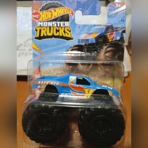Hot Wheels Race Ace Monster Truck